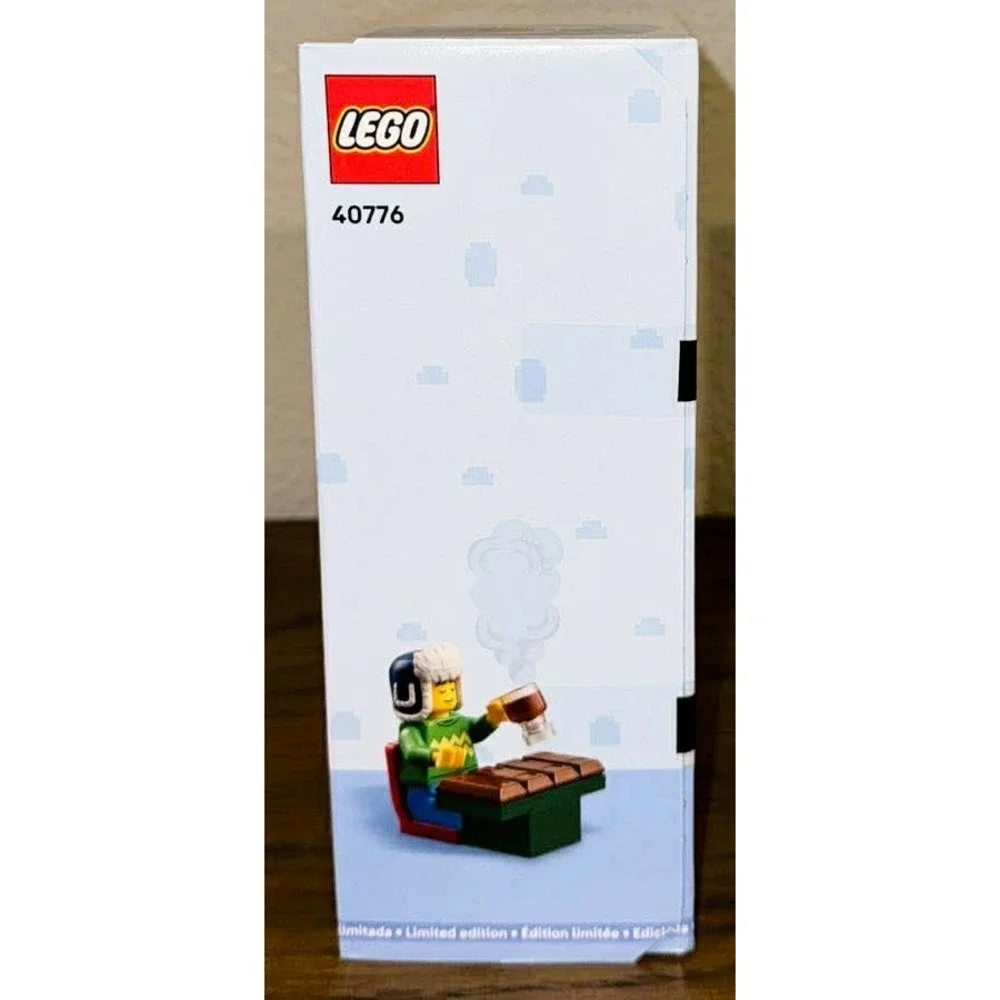 LEGO 40776 Hot Chocolate Stand 256 Pieces Limited Edition Christmas Holiday Set